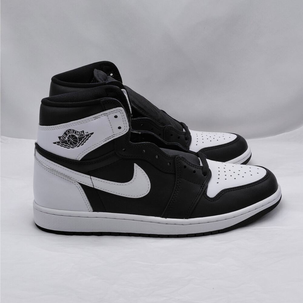 Nike Air Jordan 1 Retro High OG Panda Men's Athletic Sneakers Size 10.5 Black - Picture 2 of 13
